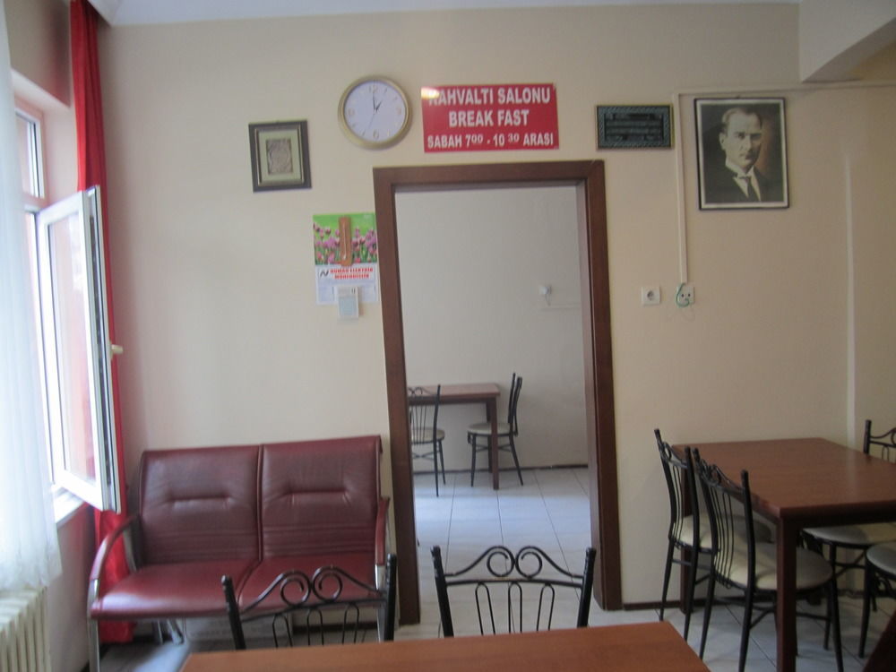 Hotel Efe Trabzon Buitenkant foto